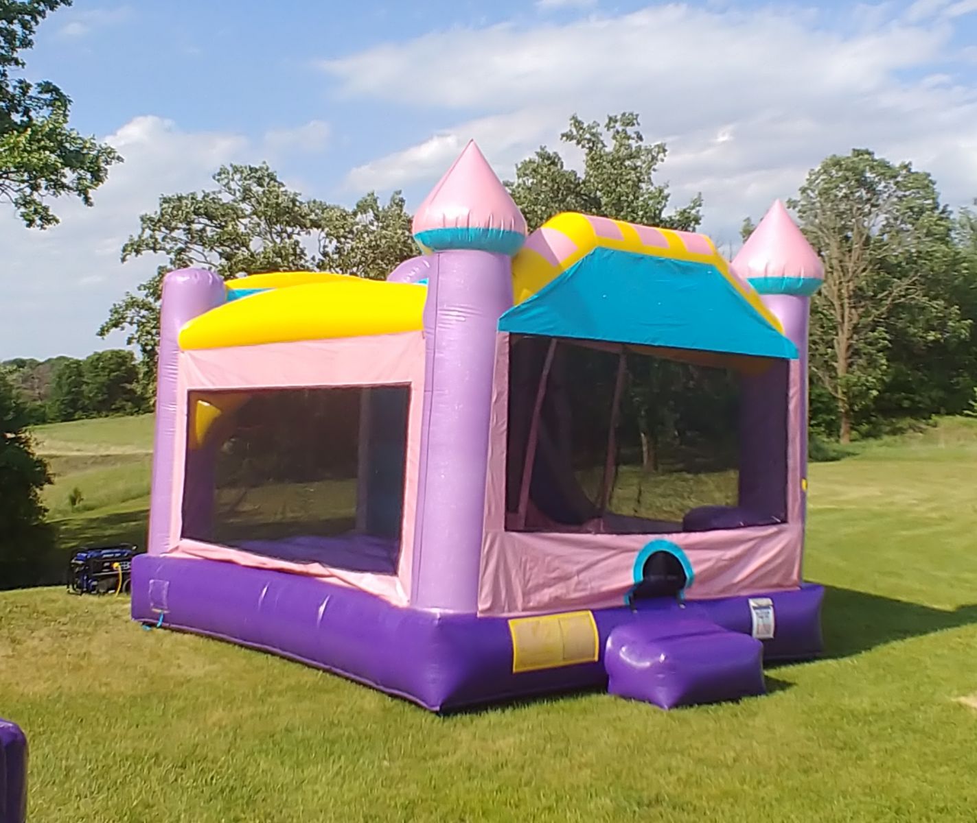 Bounce house rental jumping area